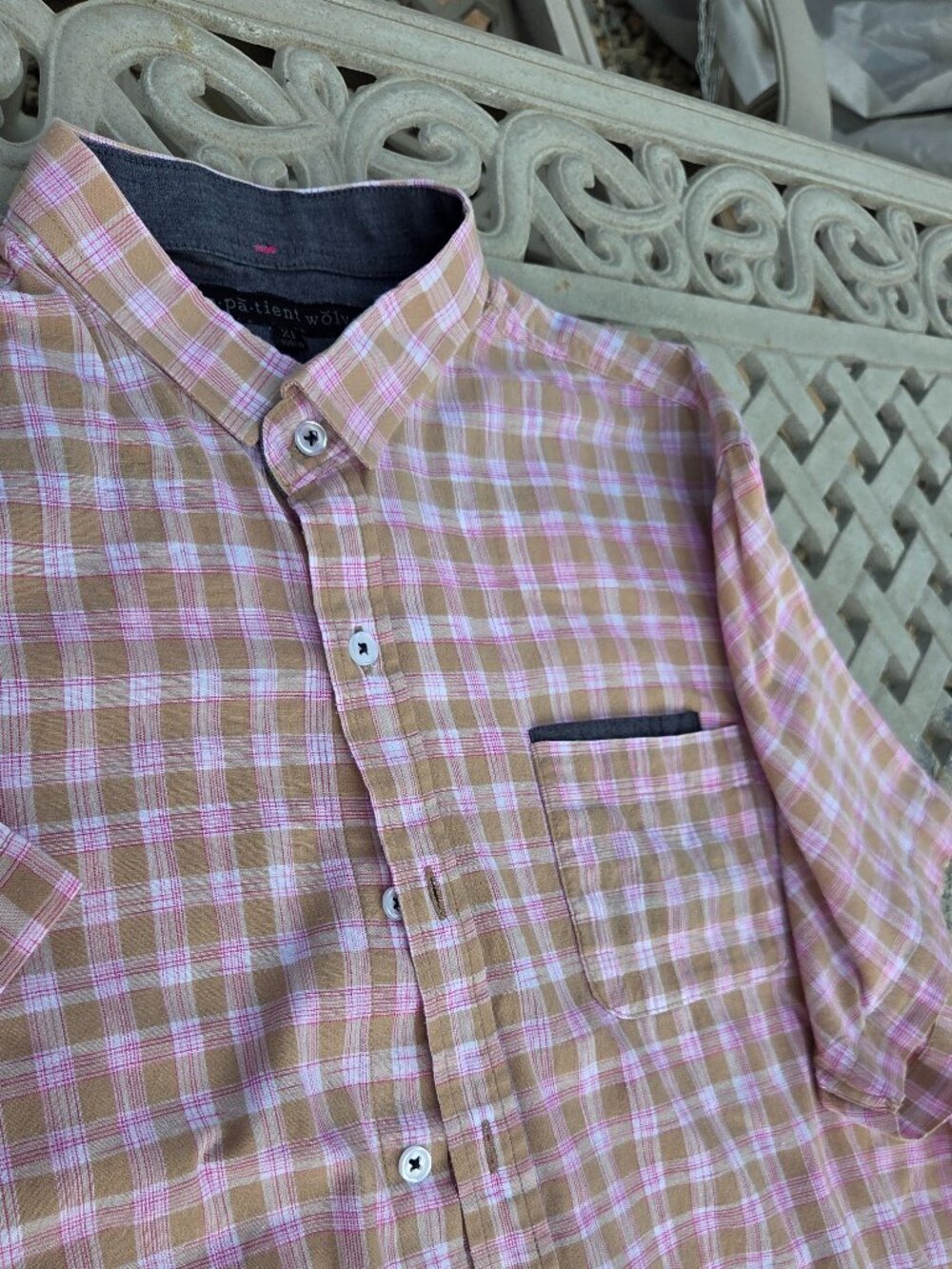 Mens Impatient Wolves Crossed Tan Maroon Short Sleeve Button-Down Shirt XL